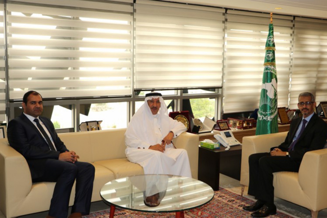 مدير عام الألكسو يستقبل سفير المملكة العربية السعودية