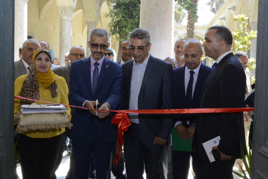 ALECSO Director-General inaugurates   “Calligraphy and Manuscript Exhibition” in Cairo