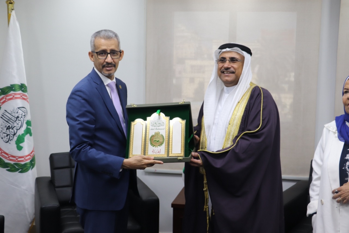 ALECSO Director-General meets with Arab Parliament Speaker 