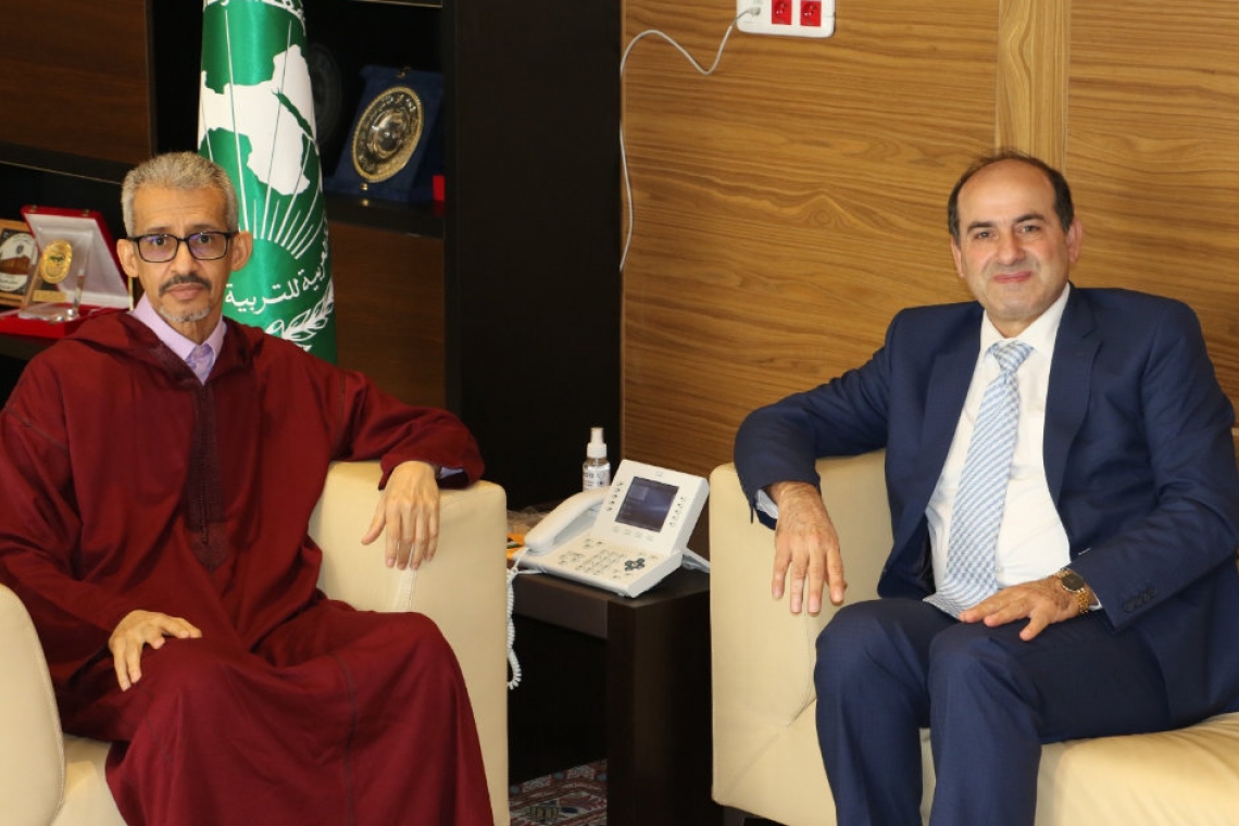 ‎سفير الجمهورية العربية السورية يؤدي زيارة إلى مدير عام  الالكسو