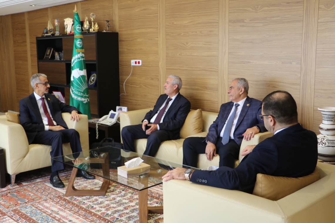 ALECSO Director-General receives the Secretary-General of Jordan’s Higher Council for Science and Technology and the President of Al-Ahliyya Amman University 