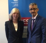 مدير عام الألكسو يعقد جلسة عمل مع مساعدة المديرة العامة لليونسكو في قطاع التربية