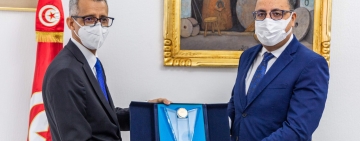 رئيس الحكومة التونسية يستقبل مدير عام الألكسو