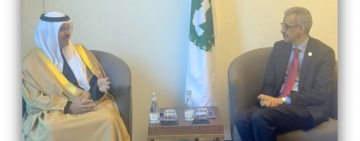 المدير العام للألكسو يلتقي الشيخ خليفة بن أحمد بن عبد الله آل خليفة   رئيس هيئة البحرين للثقافة والآثار