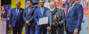 المدير العام للألكسو يكرم في الرباط  الفنان المصري يحيى الفخراني بمنحه لقب رمز الثقافة العربية