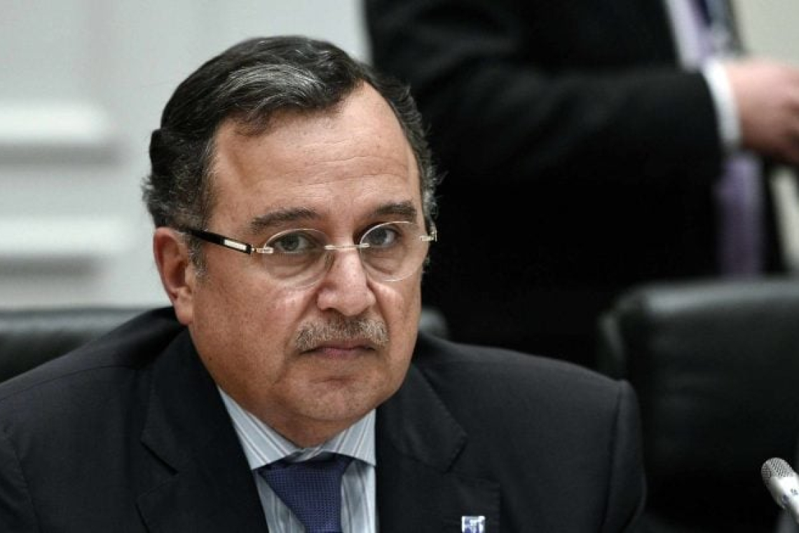 الألكسو تهنئ معالي الأستاذ نبيل فهمي بمناسبة تعيينه أمينًا عامًا لجامعة الدول العربية