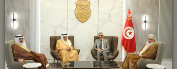 المدير العام للألكسو يستقبل صاحب السمو الملكي الأمير تركي الفيصل بمطار تونس قرطاج الدولي